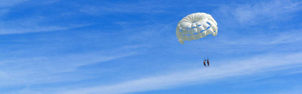 Volt Bank Success Story - Parasailing Couple
