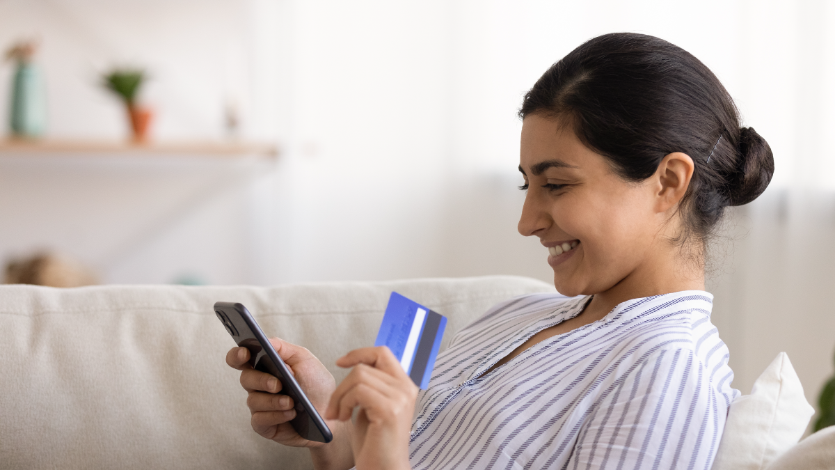 3 Ways Banks Can Create Emotional Connections with Hybrid Consumers