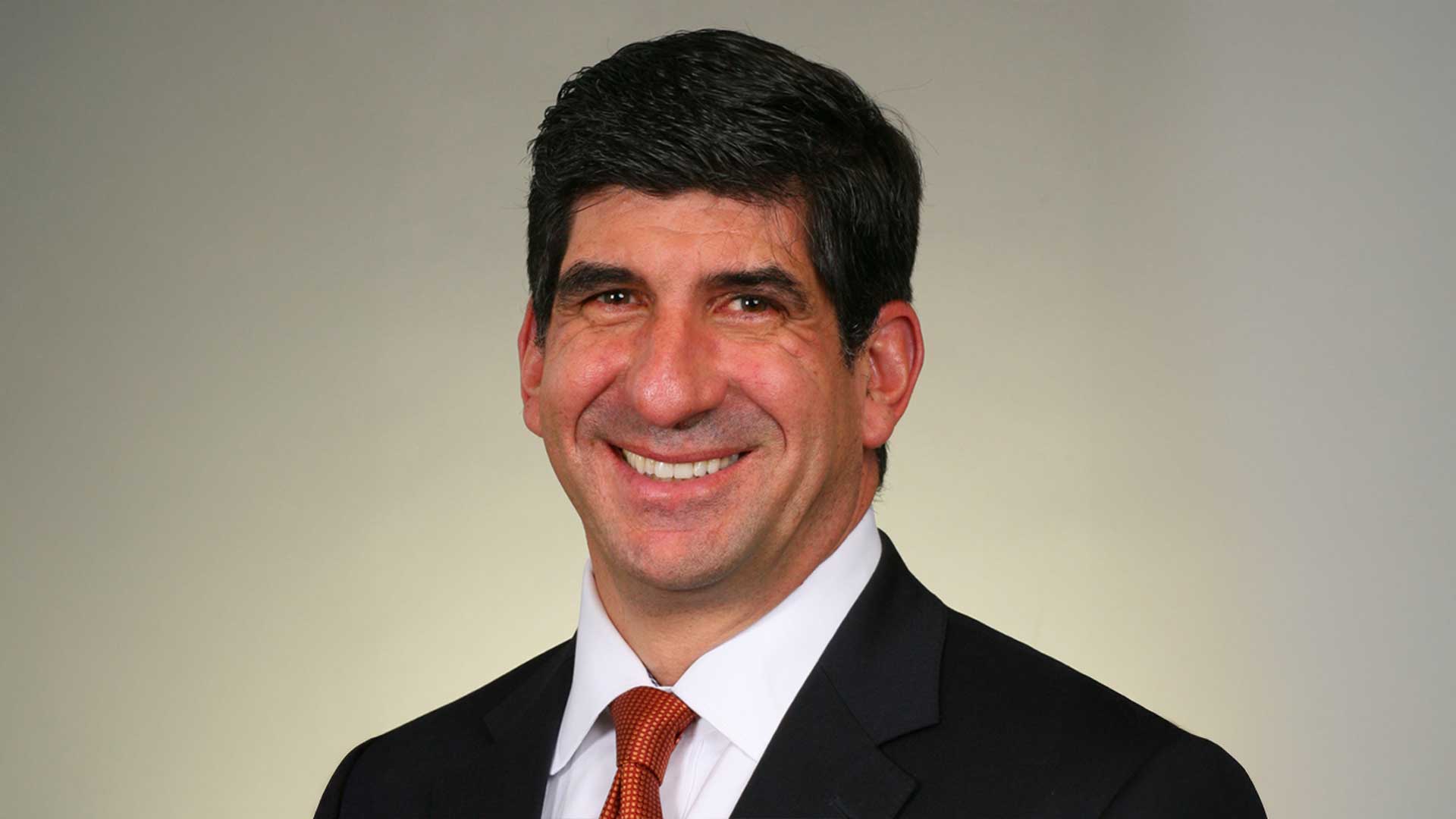 Chris Nichols headshot