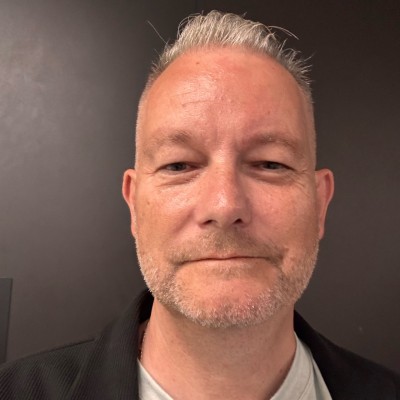 Adrian Toynton Director Specialist Financial Services Microsoft