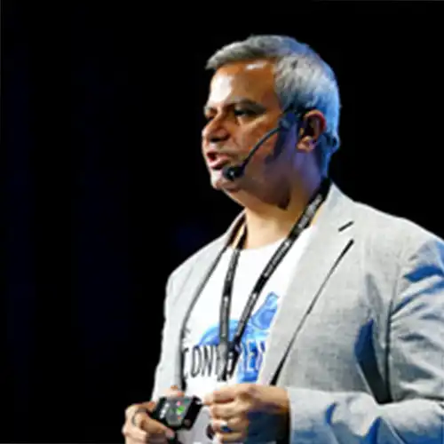Arvind Swami headshot