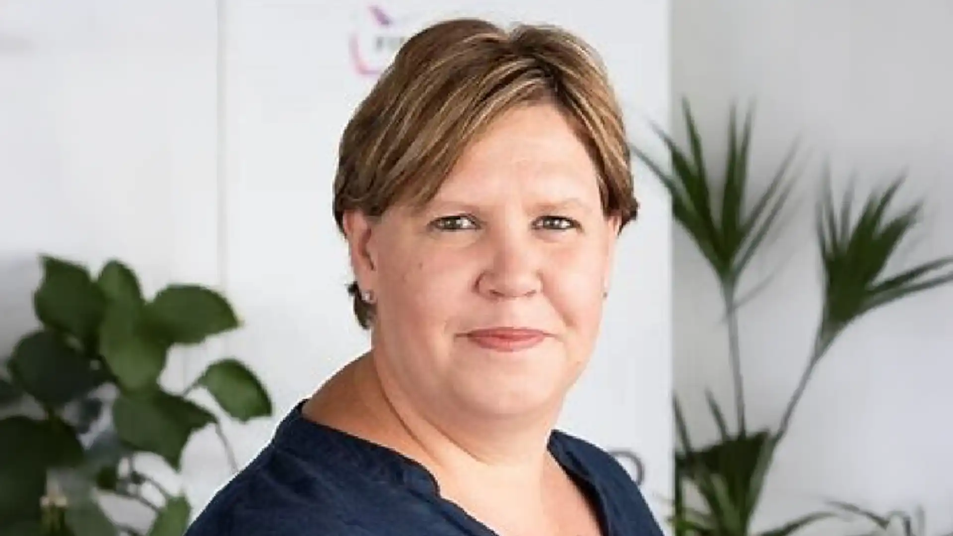 Helen Orton headshot